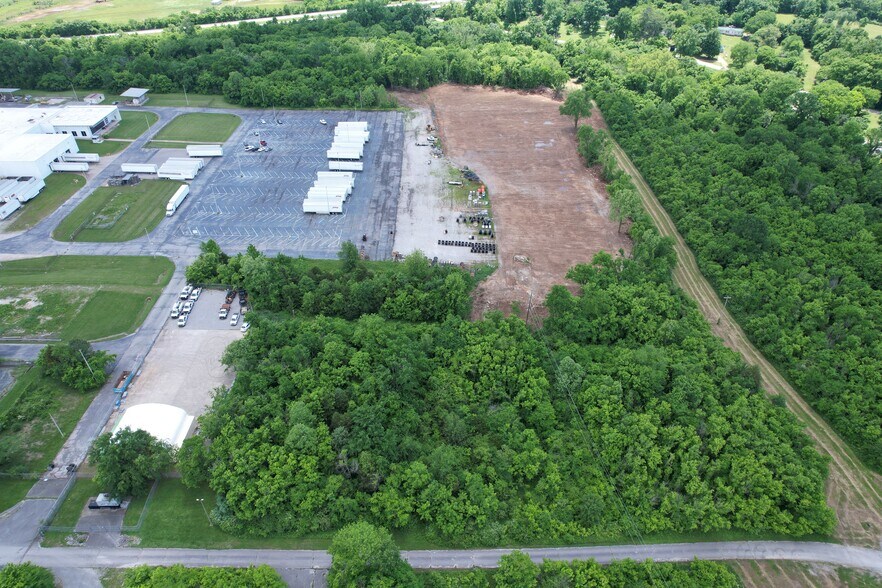 More Photos Of 981 Industrial Park Rd, Columbia Land For Lease