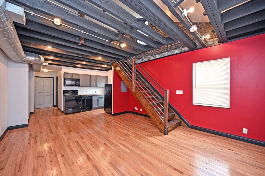 More Photos Of 226 E Clifton Ave, Cincinnati Apartments For Sale