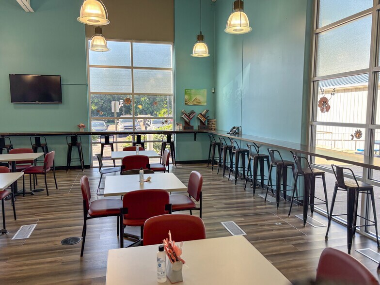 More Photos Of 3355 Walker Ave NW, Grand Rapids Office For Sale