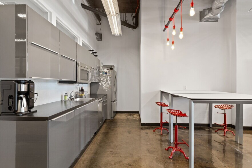 More Photos Of 1501 Locust St, Saint Louis Apartments For Sale