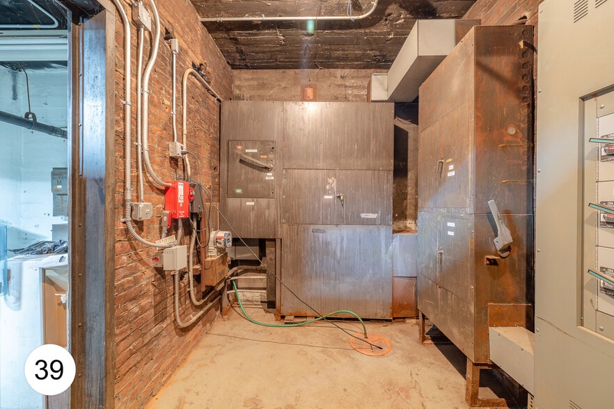 More Photos Of 2124 44th Ave, Long Island City Warehouse For Sale