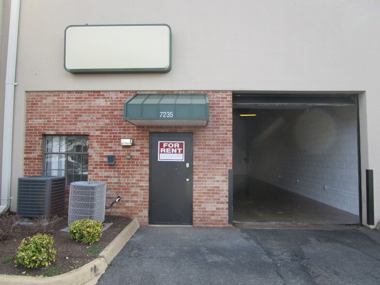 More Photos Of 7241-7257 Gabe Ct, Manassas Warehouse For Lease