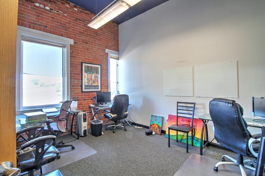 More Photos Of 1735-1737 15th St, Boulder Office For Sale