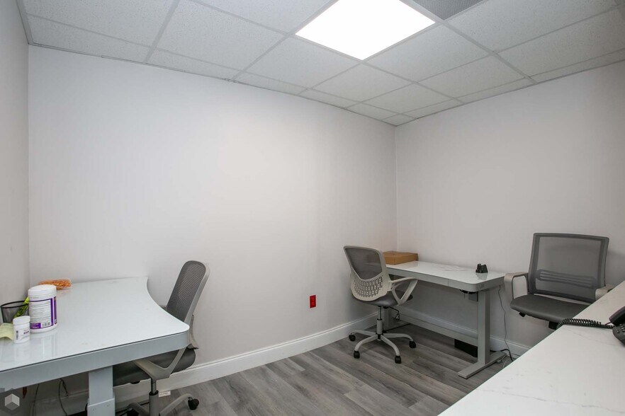 More Photos Of 1500 N University Dr, Coral Springs Medical For Sale