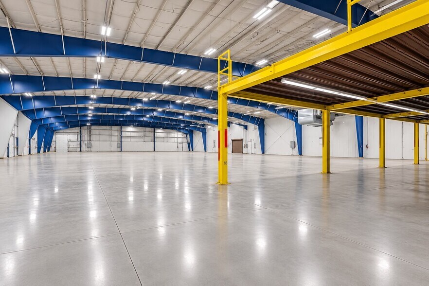 More Photos Of 380 NY-210, Stony Point Warehouse For Lease