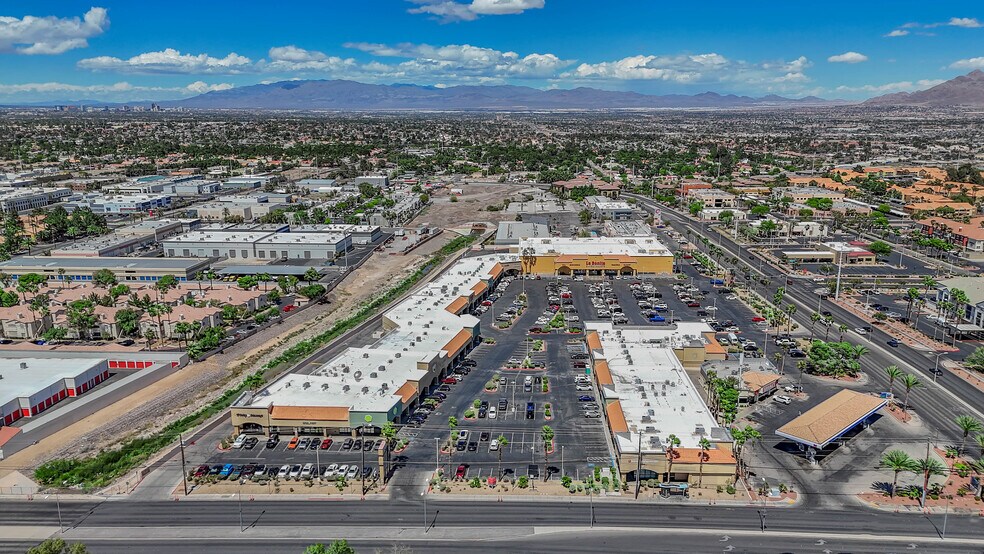 More Photos Of 2801-2851 N Green Valley Pky, Henderson Unknown For Lease