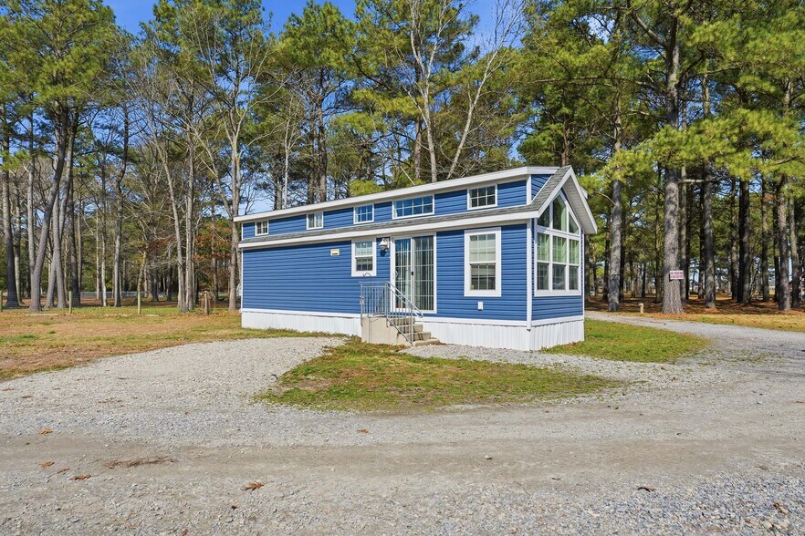More Photos Of 89 Hunting Quarter Rd, Greenwood Trailer Camper Park For Sale