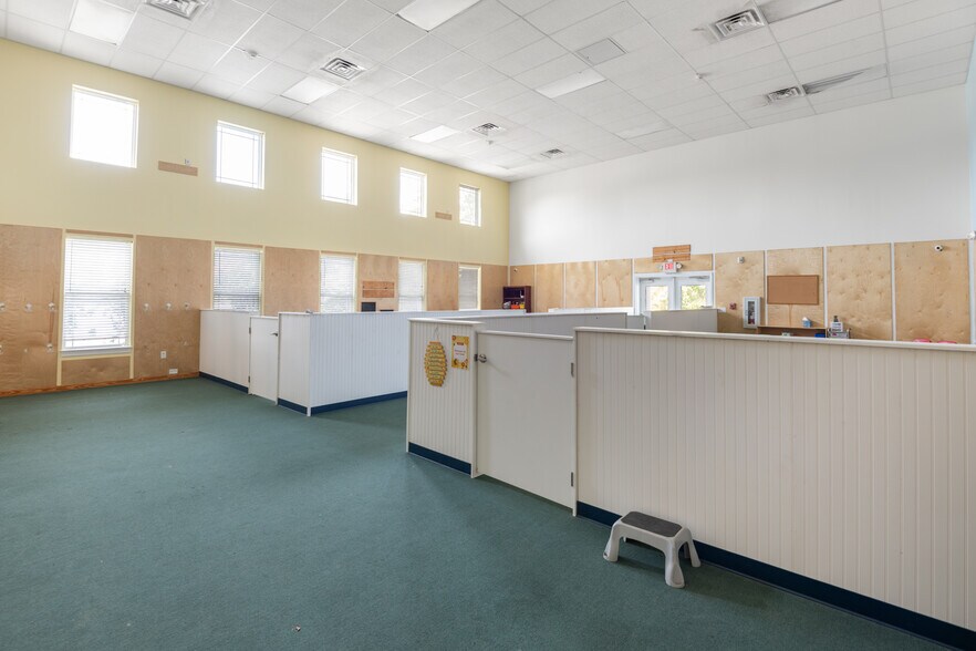 More Photos Of 1224 Old Cherokee Rd, Lexington Daycare Center For Sale