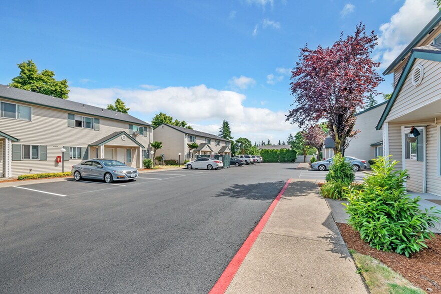 More Photos Of 13334 SE Division St, Portland Apartments For Sale