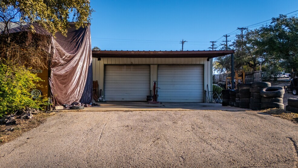 More Photos Of 22200 State Highway 71 W, Spicewood Land For Sale