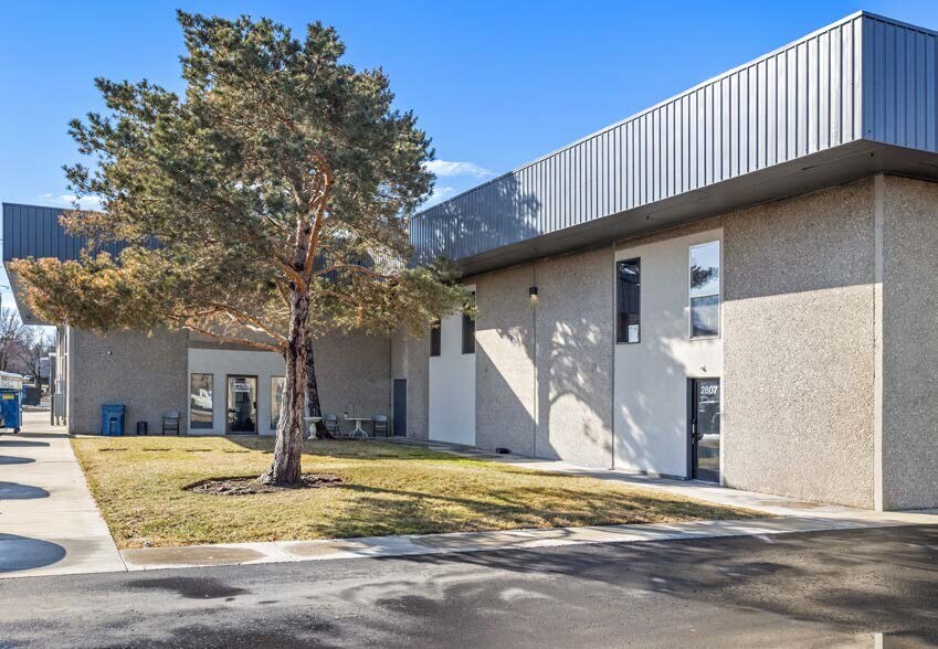 More Photos Of 7413-7557 W Mossy Cup St, Boise Warehouse For Lease