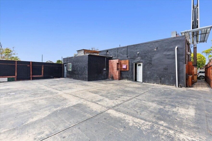 More Photos Of 2249 Imperial Ave, San Diego Restaurant For Sale