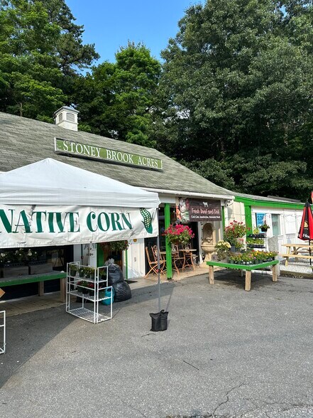 More Photos Of 3 Plain Rd, Westford Garden Center For Sale