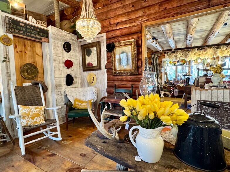 More Photos Of 2659 NH Route 16, Albany General Retail For Sale