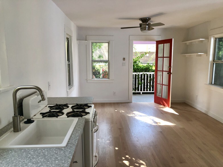 More Photos Of 1859-1861 1/2 Echo Park Ave, Los Angeles Apartments For Sale