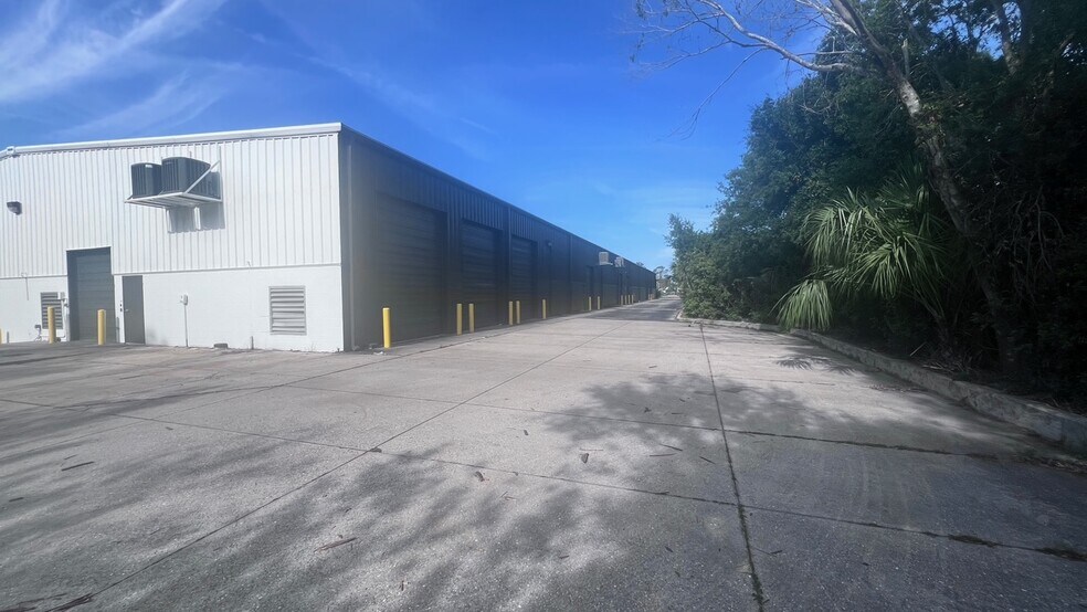 More Photos Of 6225 E 21st St, Bradenton Industrial For Sale