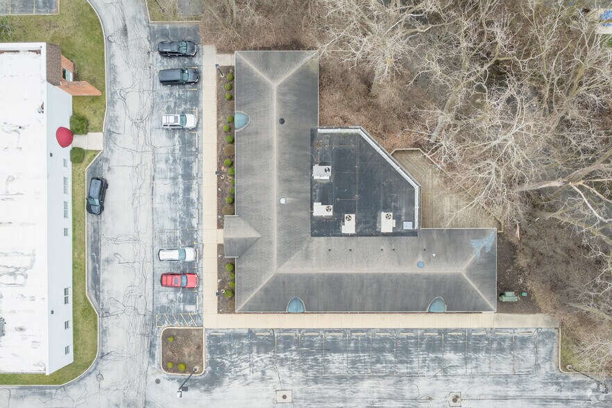 More Photos Of 6450 Monroe St, Sylvania Office For Sale