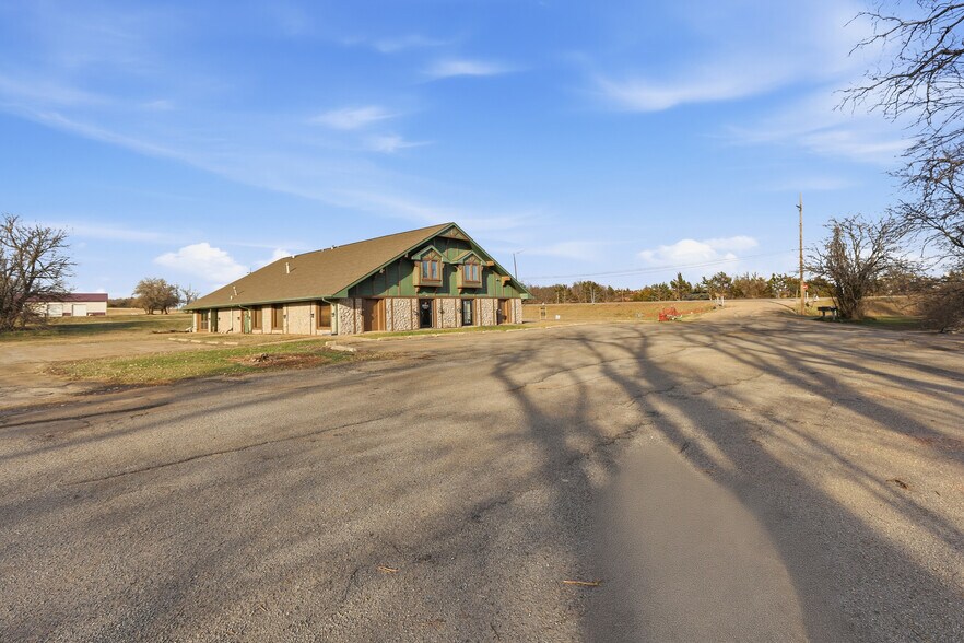 More Photos Of 4806 N Perkins Rd, Stillwater Office For Sale