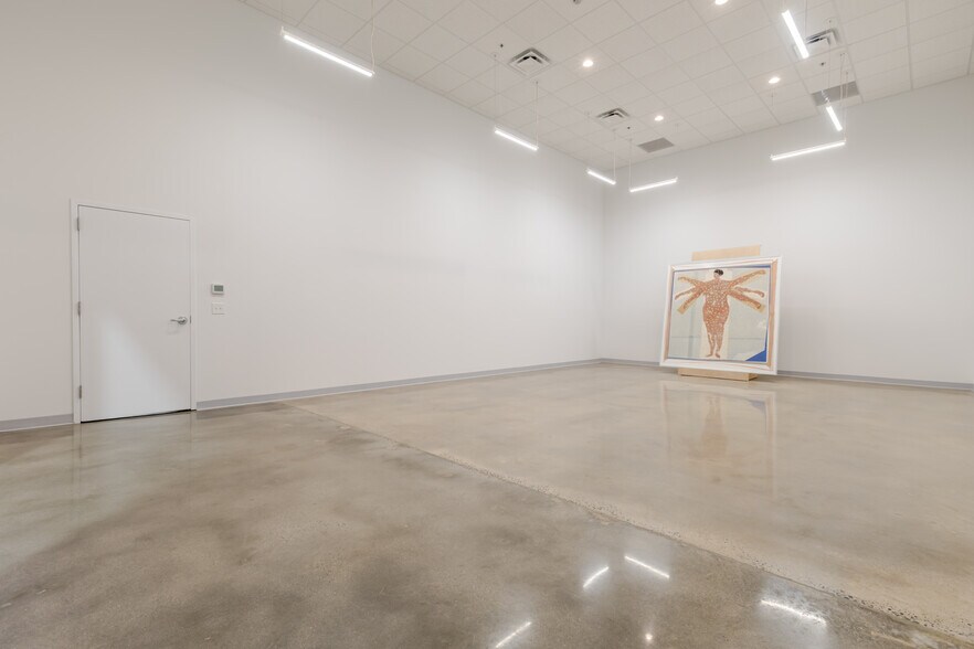 More Photos Of 1960 Crossbeam Dr, Charlotte Light Distribution For Sale