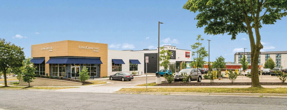 More Photos Of 4518 E Washington Ave, Madison General Retail For Sale