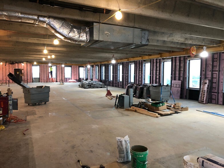 More Photos Of 200 1st St Se, Cedar Rapids Office For Lease