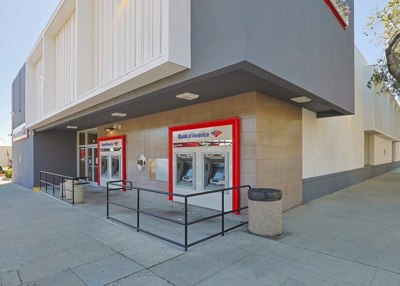 More Photos Of 339 N Yale Ave, Claremont Bank For Sale