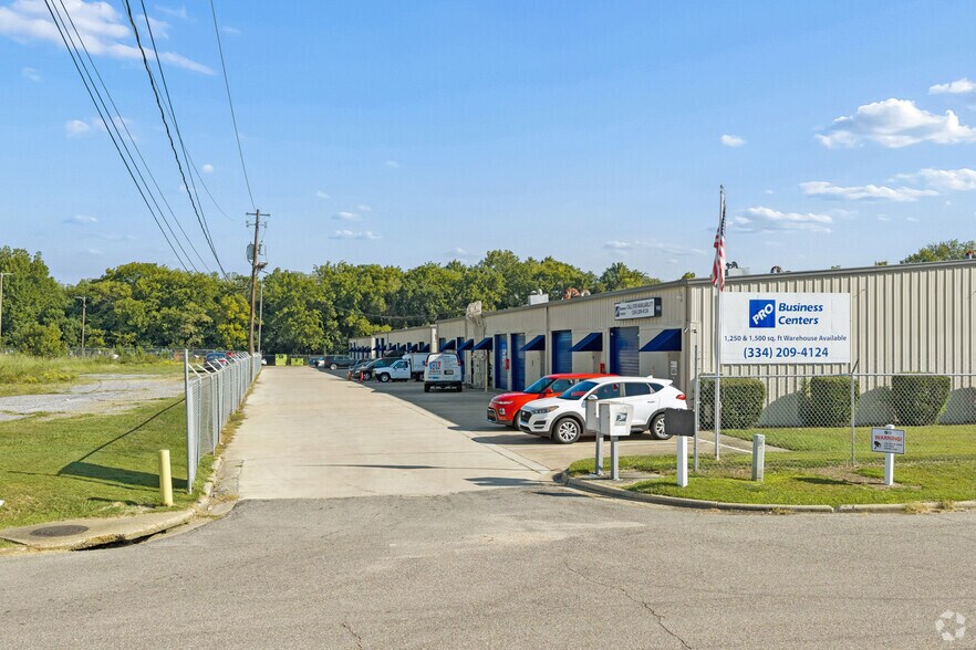 More Photos Of 4922-4932 Catherine Dr, Montgomery Warehouse For Lease