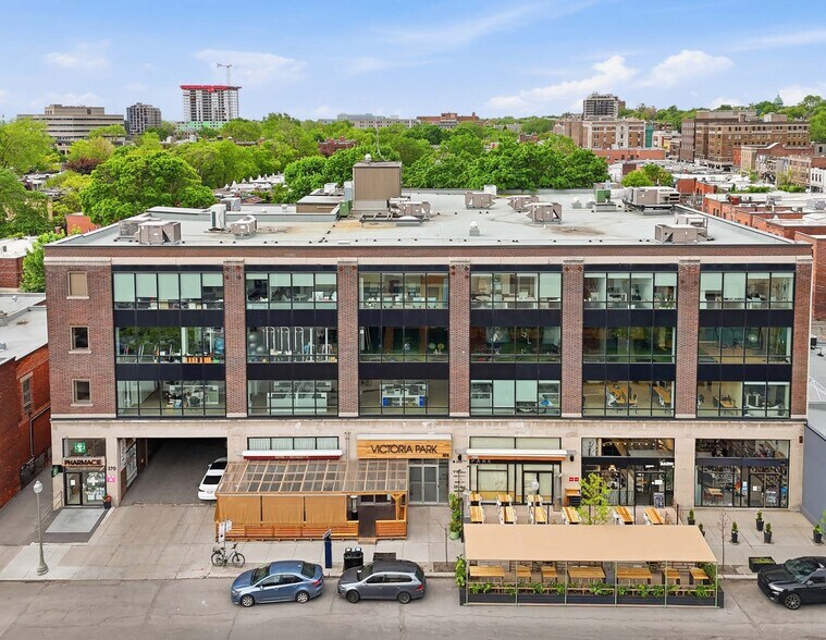 Primary Photo Of 370-382 Av Victoria, Westmount Office For Lease