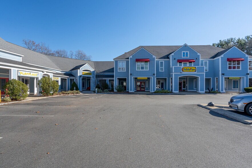 More Photos Of 105 Lafayette Rd, Hampton Falls Freestanding For Sale