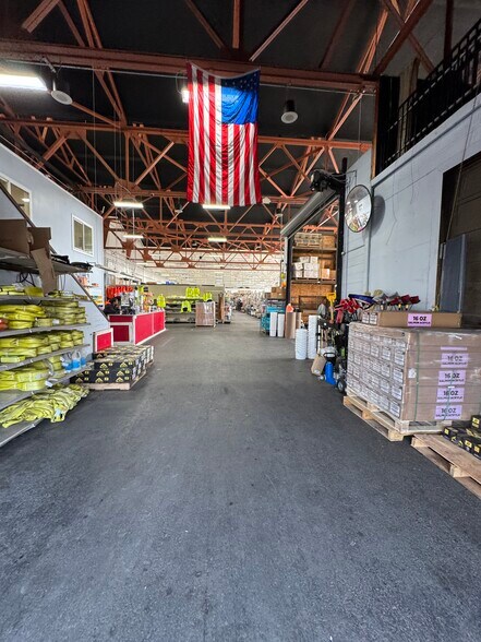 More Photos Of 2900 Main St, Alameda Unknown For Lease