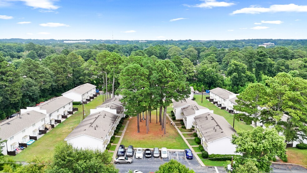 More Photos Of 7234 Tara Blvd, Jonesboro Apartments For Sale