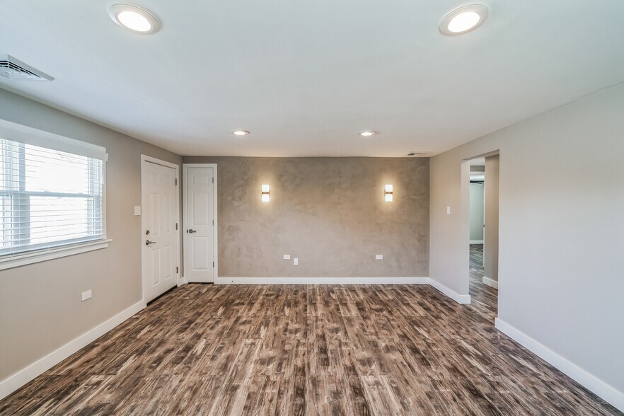 More Photos Of 2952-2954 Dekalb Pike, East Norriton Apartments For Sale