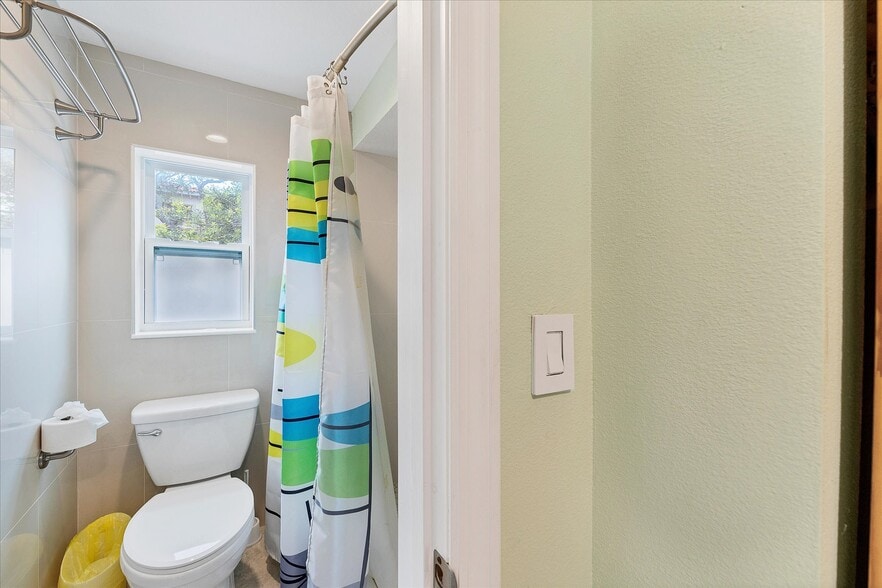 More Photos Of 1236 13th St, Sarasota Apartments For Sale