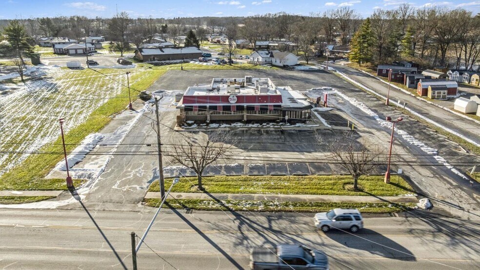 More Photos Of 1285 N High St, Hillsboro Restaurant For Sale
