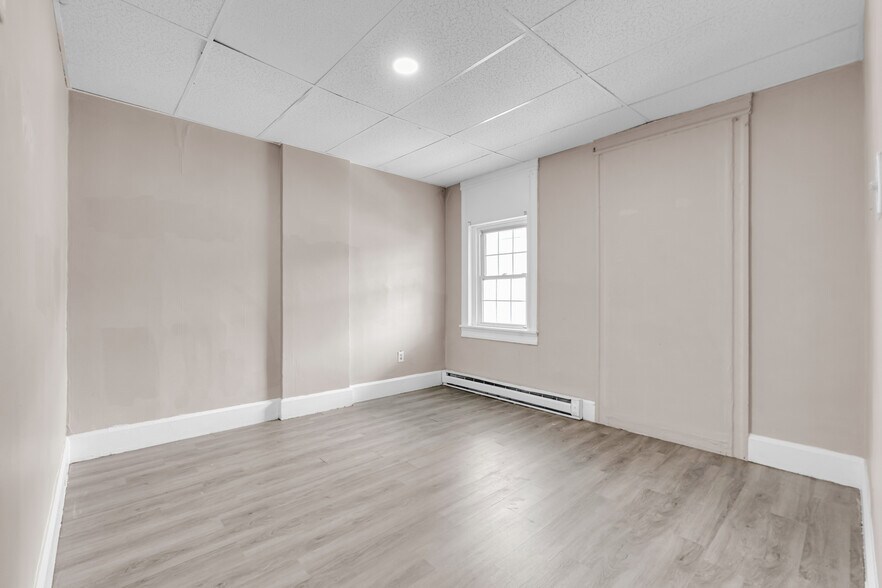 More Photos Of 409 W Broad St, Tamaqua Apartments For Sale