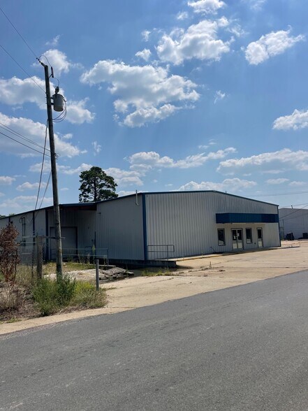 More Photos Of 110 Horne St, West Monroe Industrial For Lease