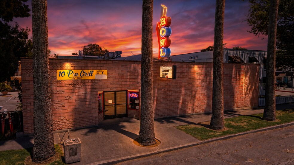 More Photos Of 420 Main St, Colusa Bowling Alley For Sale