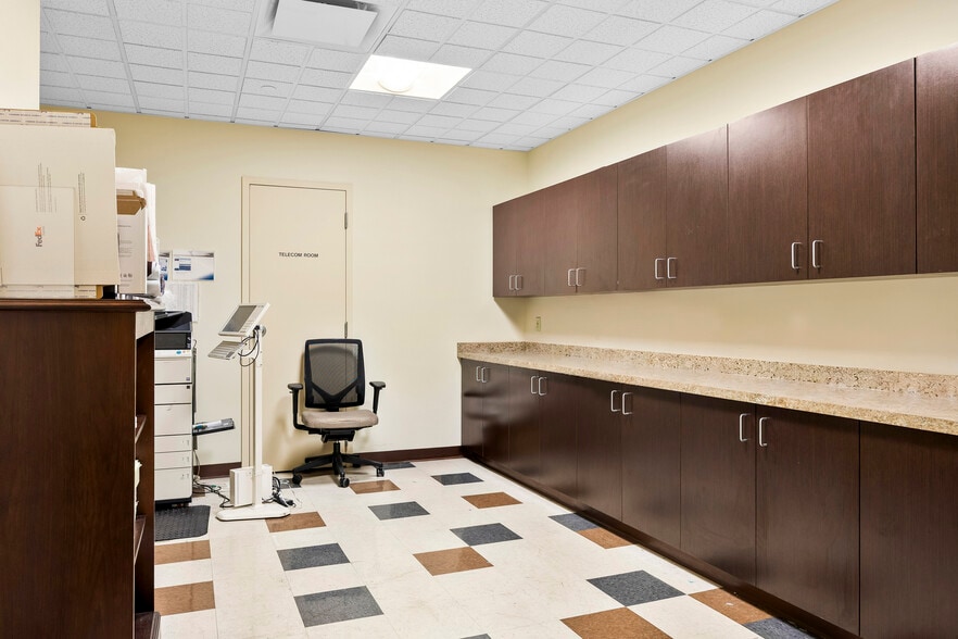 More Photos Of 80 State St, Albany Office For Lease