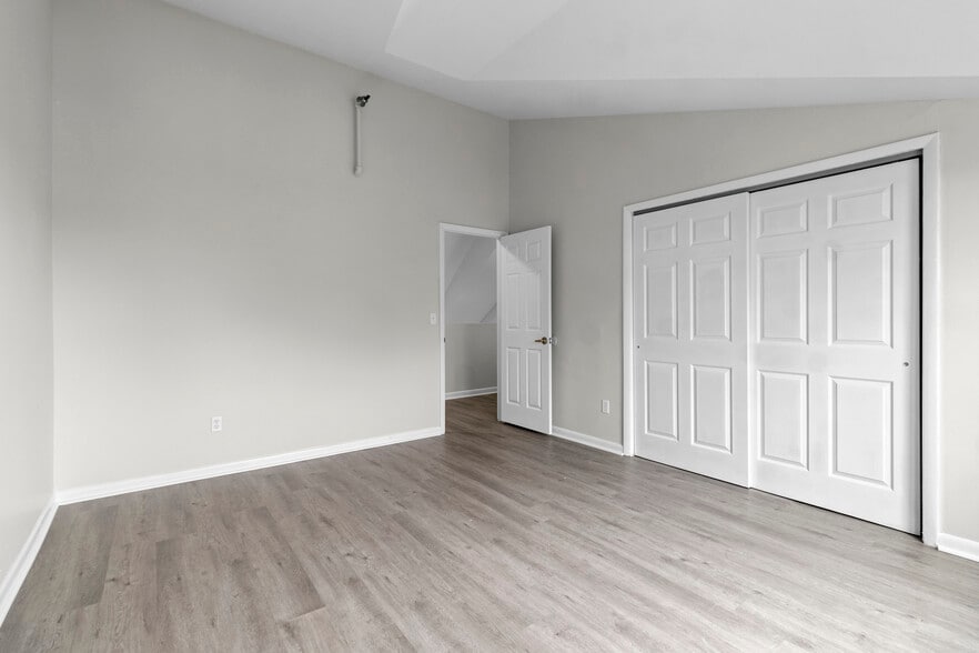 More Photos Of , Bridgeport Multifamily For Sale