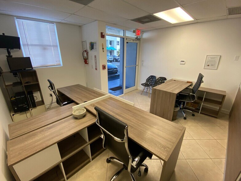 More Photos Of 5930 NW 99th Ave, Miami Light Distribution For Sale