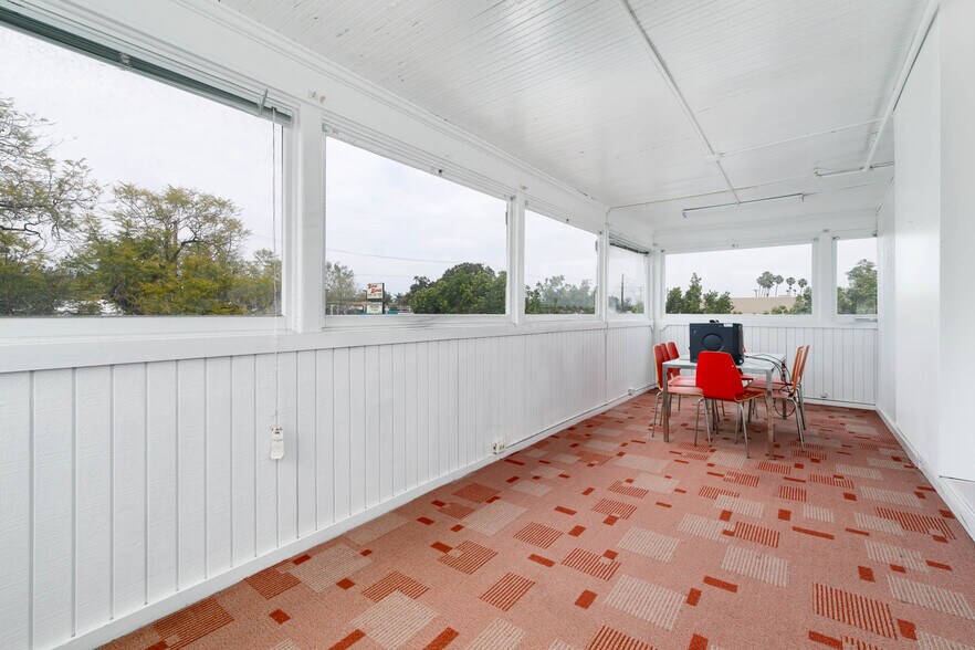 More Photos Of 961 W Holt Blvd, Ontario Medical For Sale