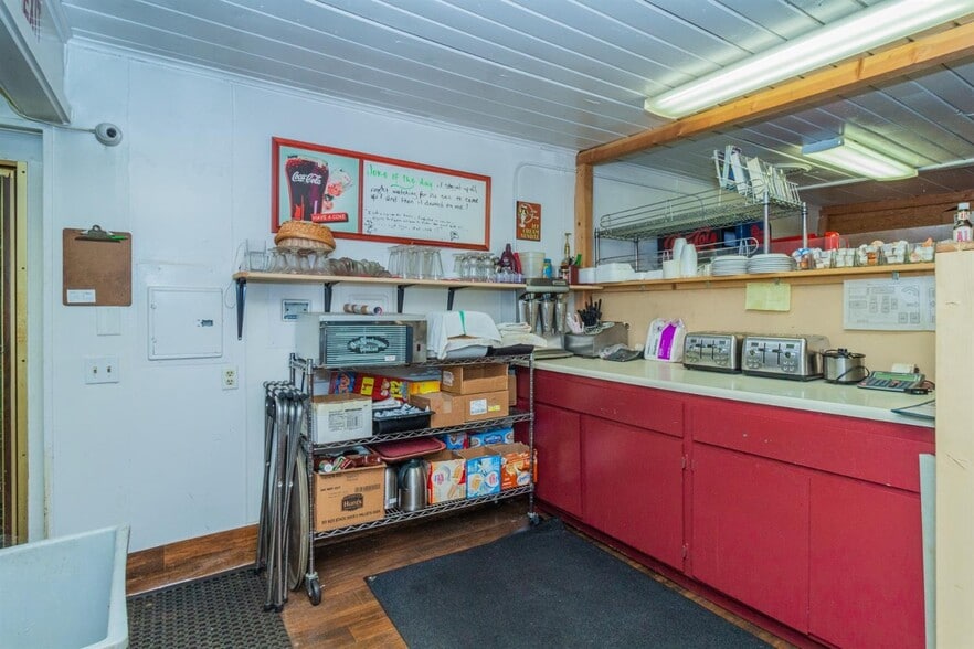 More Photos Of 23117 Tollhouse Rd, Clovis Restaurant For Sale