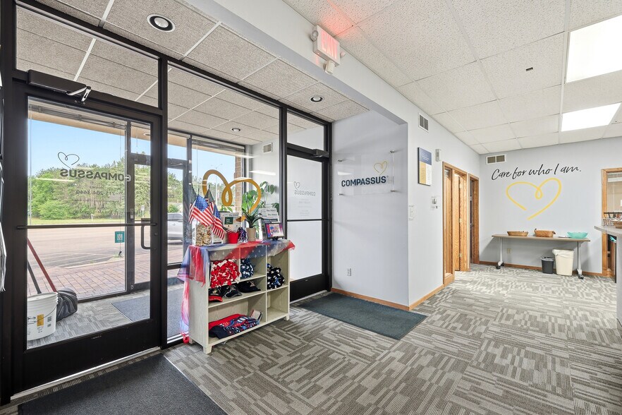 More Photos Of 1840 Post Rd, Plover Storefront Retail Office For Sale