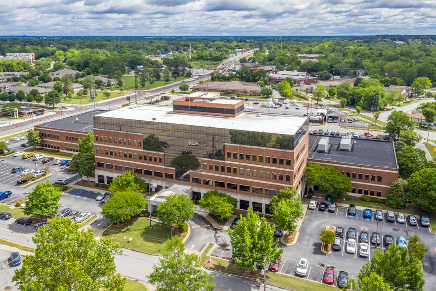 Primary Photo Of 2100 Comer Ave, Columbus Medical For Lease