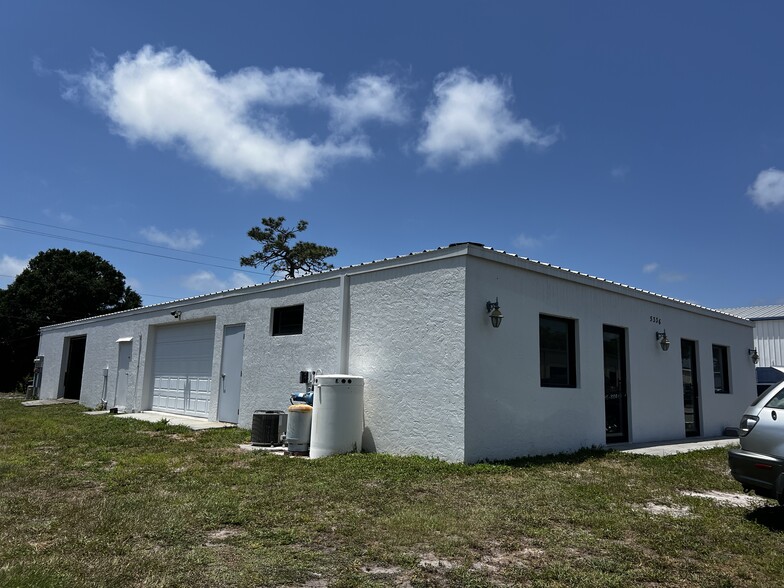 Primary Photo Of 5336 Ashton Ct, Sarasota Warehouse For Lease