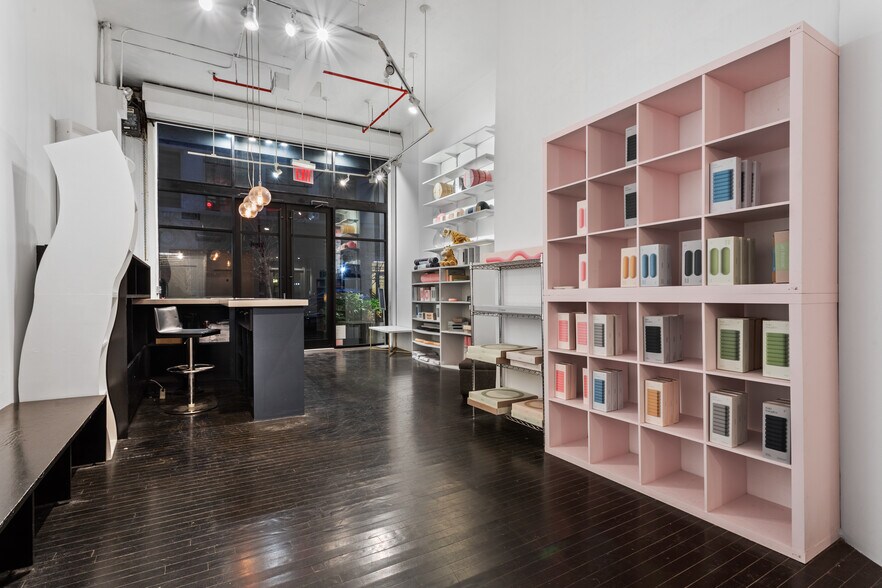More Photos Of 56 E 11th St, New York Loft Creative Space For Lease