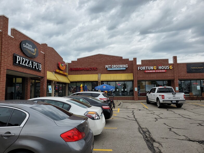 More Photos Of 1350 E Chicago St, Elgin Unknown For Lease