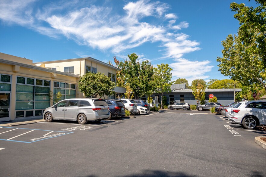 More Photos Of 882-884 Emerson St, Palo Alto Medical For Lease