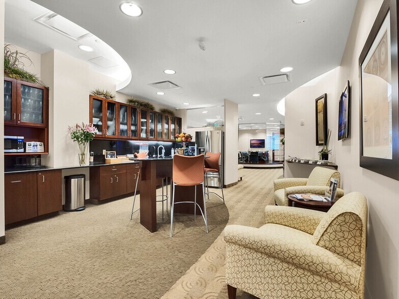 More Photos Of 1540 International Pky, Lake Mary Office For Sale