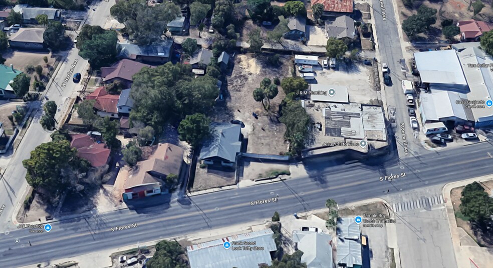 More Photos Of 5311 S Flores St, San Antonio Freestanding For Sale